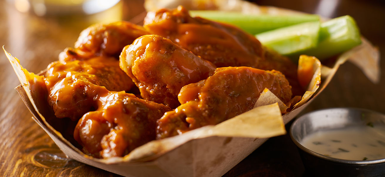 best-chicken-wings-find-wings-near-me-wing-night-wing-specials